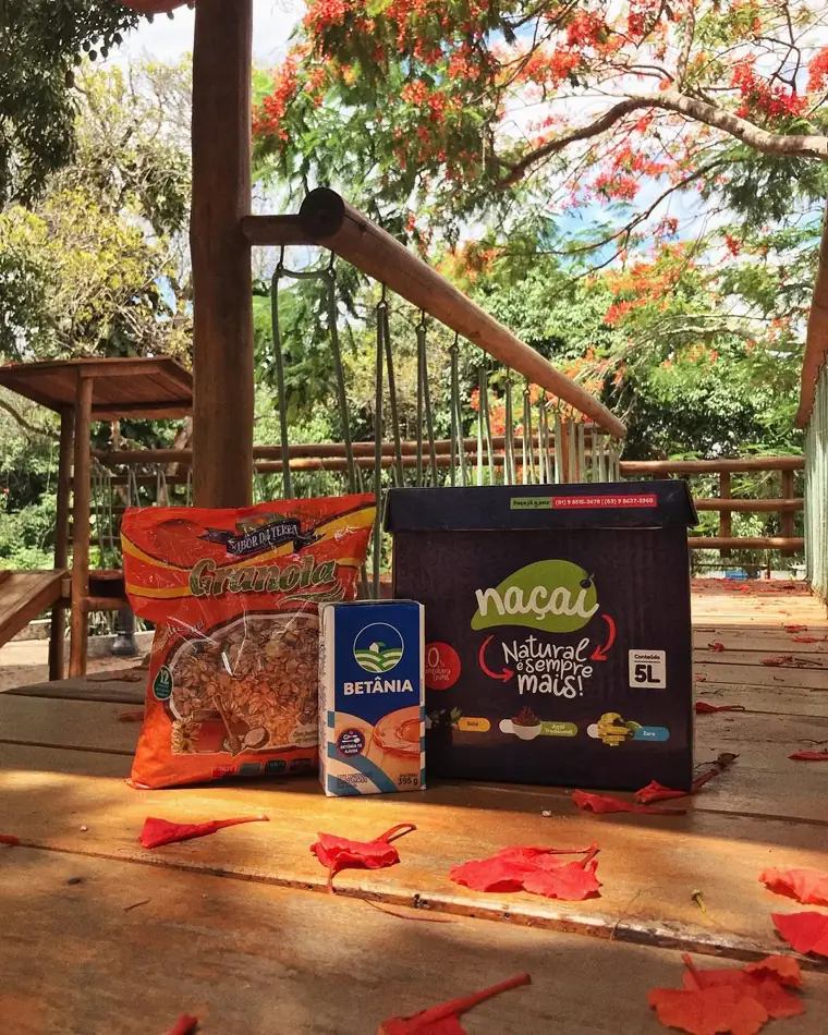 Caixa Naçaí com complementos